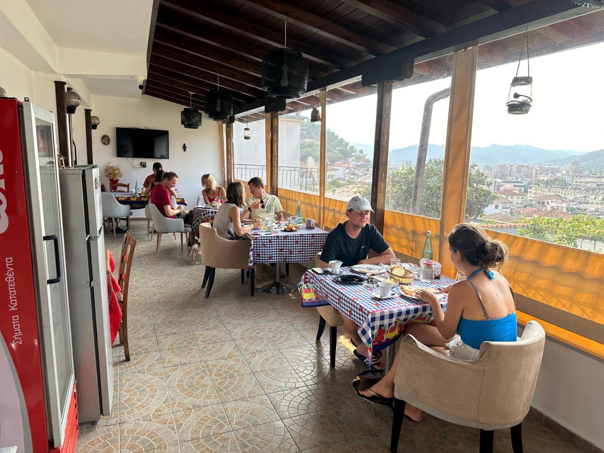 Rezidenca Aurel Center Villa *